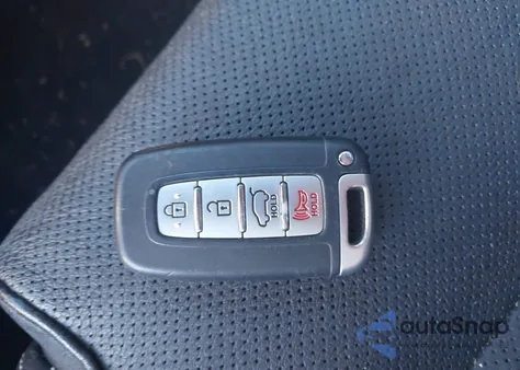 2016 Hyundai Veloster Turbo z USA, uszkodzony, nr VIN KMHTC6AE3GU267939